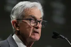 Supreme Court Hints That It Would Not Allow Trump To Fire Fed Chairman